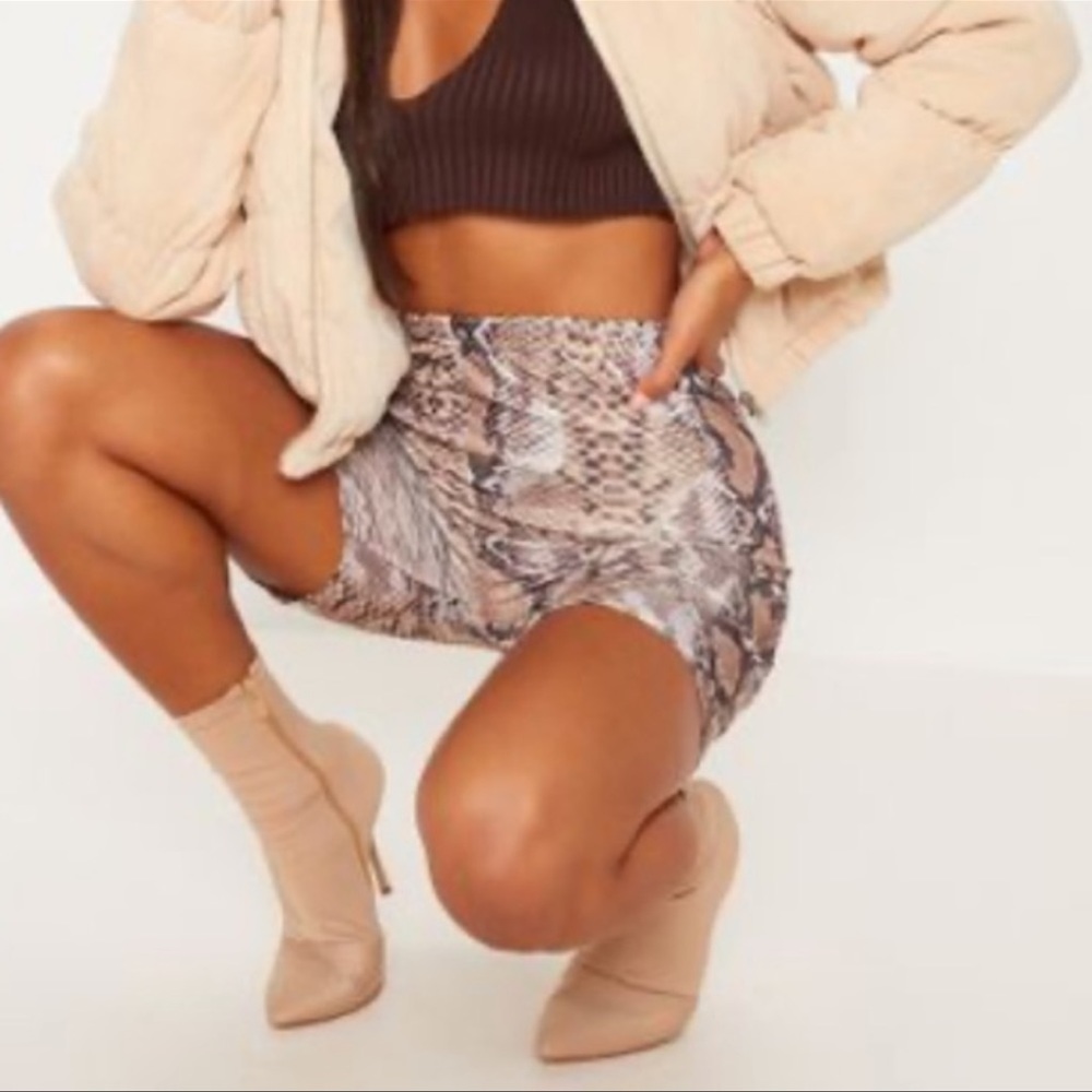 Nwt Prettylittlething Snake Print Cycle Shorts - image 3